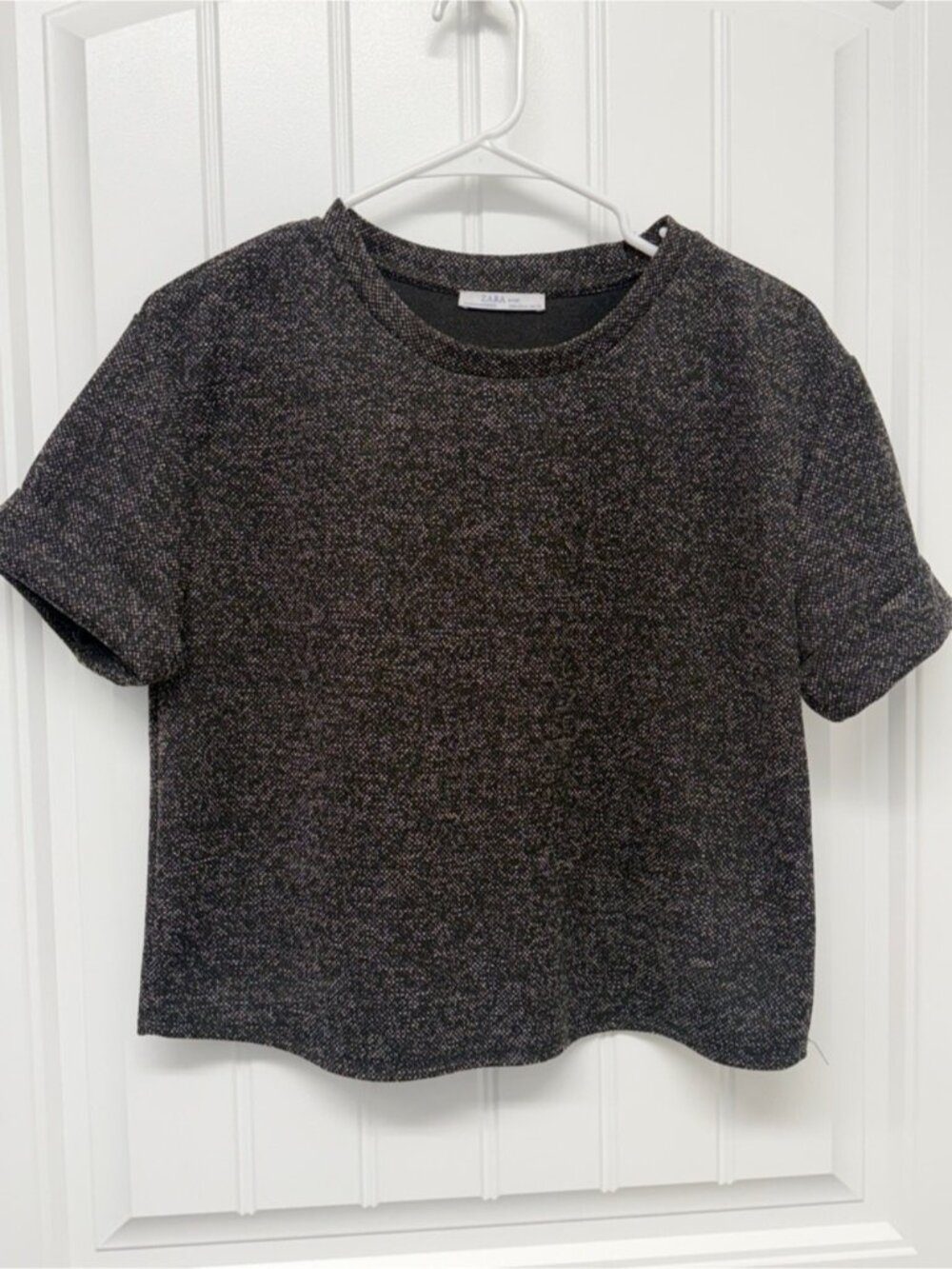 short sleeve shirt w/ cuffs-Black with taupe flecks size medium
